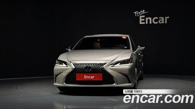 Lexus ES300h 2018 — Şəkil 3/20
