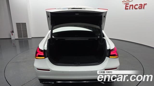 Mercedes-Benz A-Class 2022 — Photo 27/30