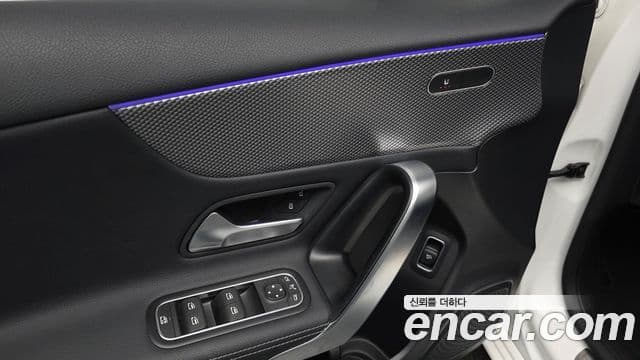 Mercedes-Benz A-Class 2022 — Photo 5/30