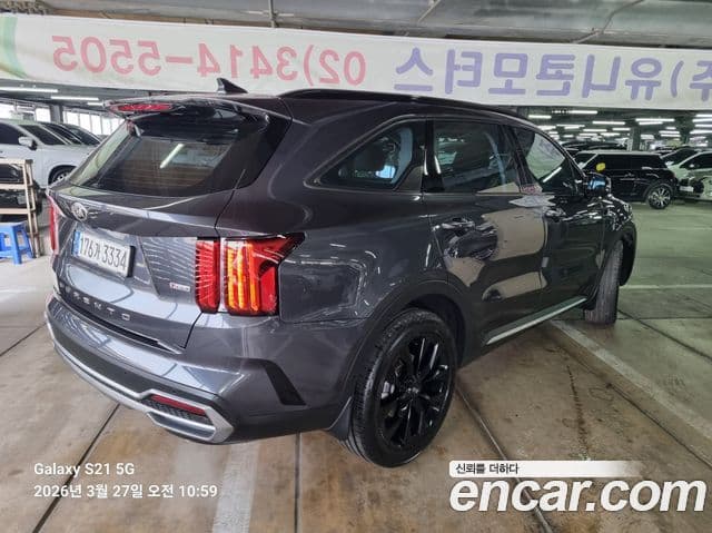 Kia Sorento 2021 — Фото 4/20
