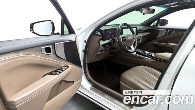 Kia K8 2021 — Şəkil 10/20