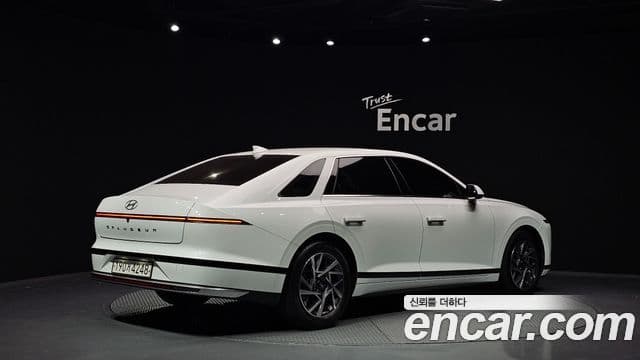 Hyundai Grandeur 2023 — Şəkil 2/20