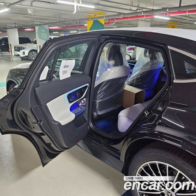 Mercedes-Benz GLC-Class 2026 — Şəkil 11/17