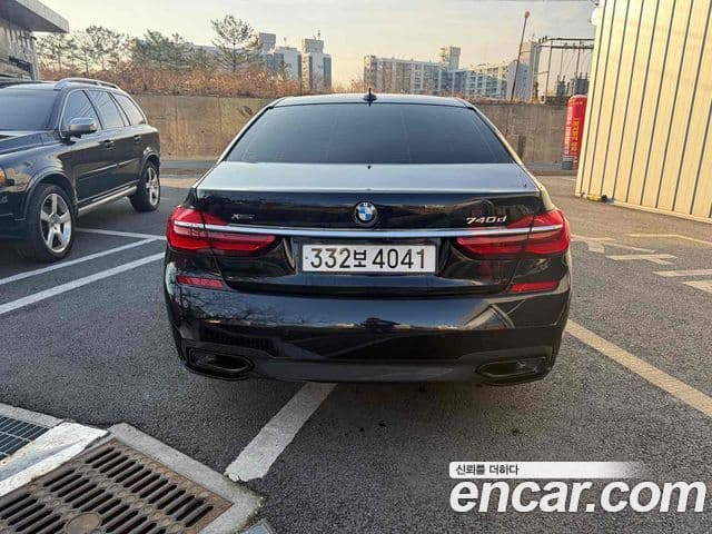 BMW 7 Series 2018 — Şəkil 4/19