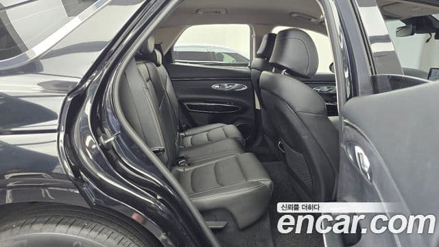 Genesis GV70 2022 — ფოტო 11/20