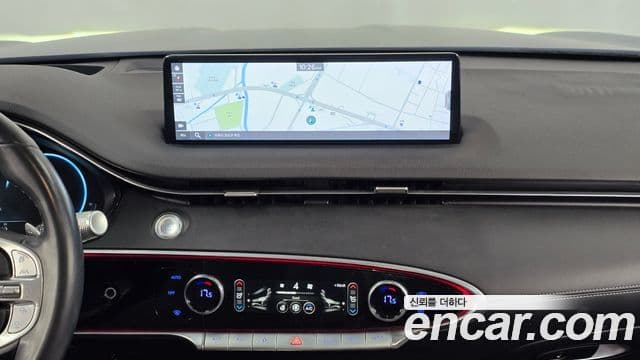 Genesis GV70 2022 — ფოტო 12/20