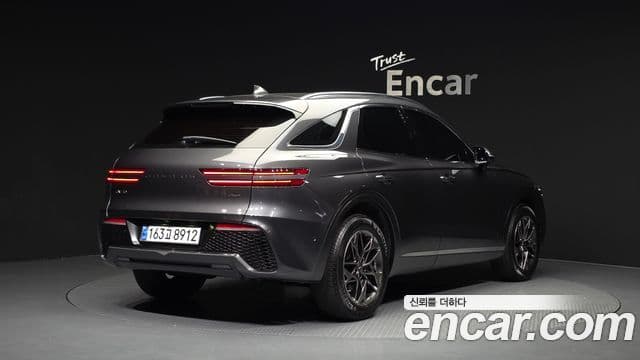 Genesis GV70 2021 — Şəkil 1/20