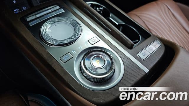 Genesis Electrified G80 2021 — Şəkil 9/20