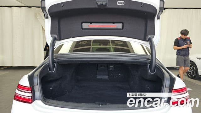 Genesis Electrified G80 2021 — Şəkil 20/20