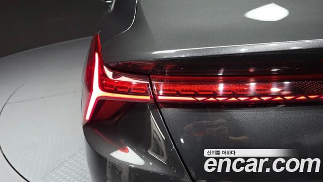 Kia K8 2023 — Photo 26/32