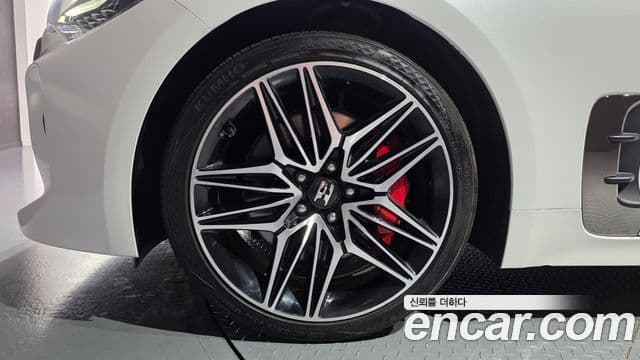 Kia Stinger 2020 — Şəkil 5/20