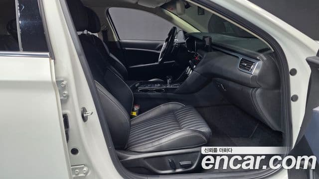 Genesis G70 2022 — ფოტო 11/20