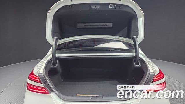 Genesis G70 2022 — ფოტო 20/20