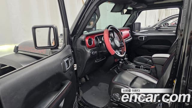 Jeep Wrangler 2021 — Фото 10/20