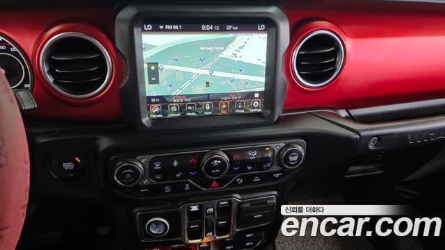Jeep Wrangler 2021 — Фото 13/20