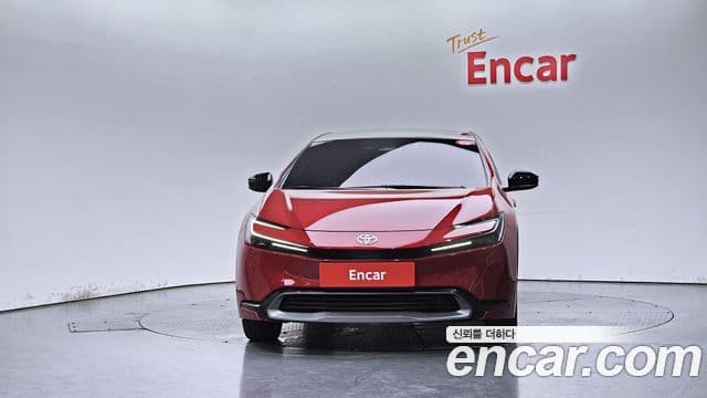 Toyota Prius 2024 — ფოტო 3/20