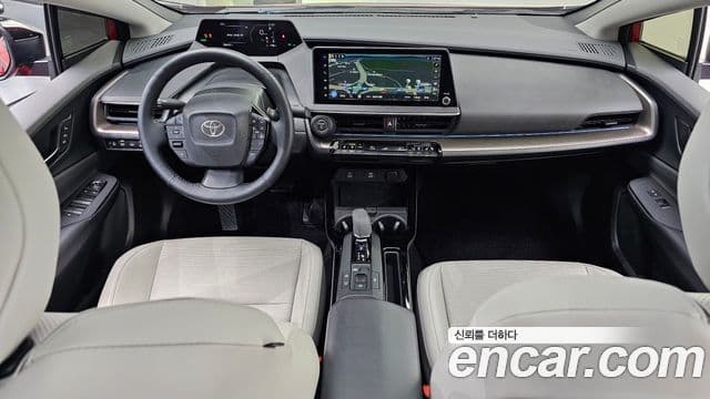 Toyota Prius 2024 — ფოტო 7/20