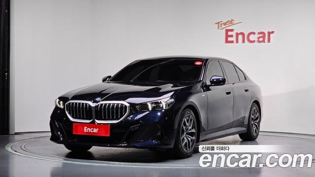 BMW 5 Series 2024 — Şəkil 1/20