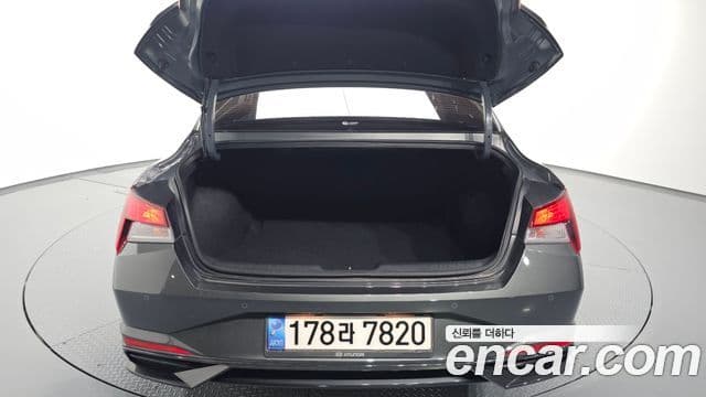 Hyundai Avante 2022 — Şəkil 20/20