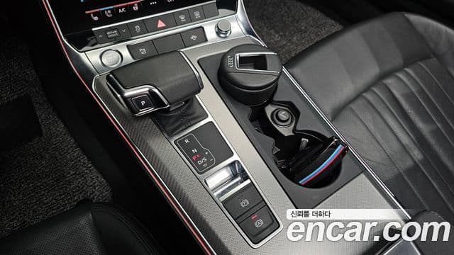 Audi A6 2020 — Şəkil 8/20