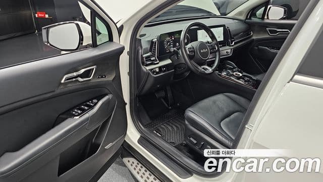 Kia Sportage 2022 — ფოტო 8/20