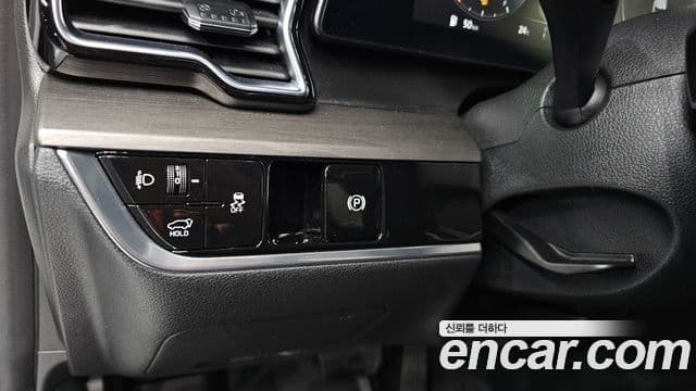Kia Sportage 2022 — ფოტო 13/20