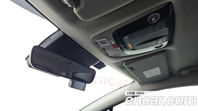 Kia Sportage 2022 — ფოტო 14/20