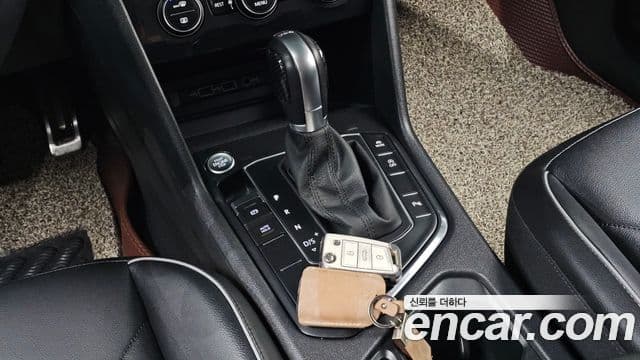 Volkswagen Tiguan 2018 — Photo 25/30