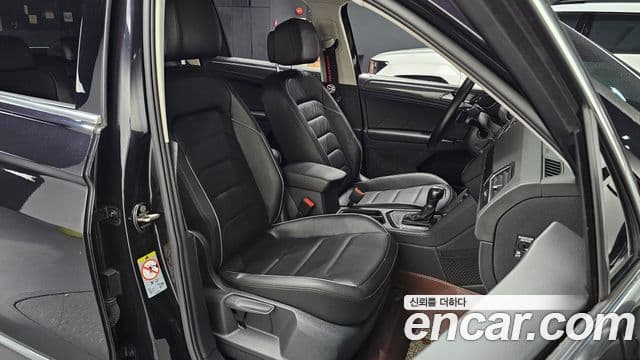 Volkswagen Tiguan 2018 — Photo 20/30