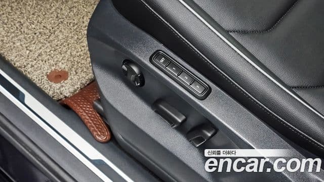 Volkswagen Tiguan 2018 — Photo 9/30