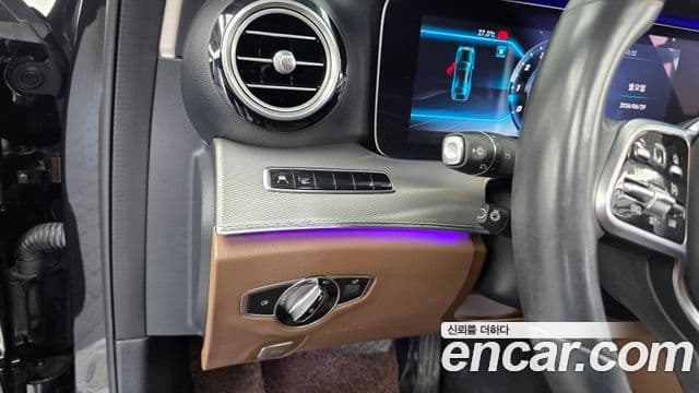 Mercedes-Benz E-Class 2019 — Фото 16/20