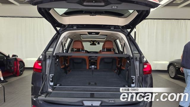 BMW X7 2022 — Фото 20/20