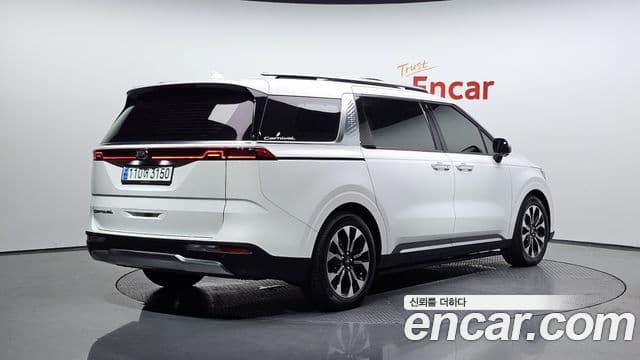 Kia Carnival 2020 — Фото 2/20