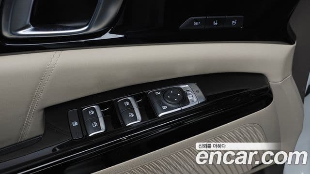 Kia Carnival 2020 — Фото 19/20