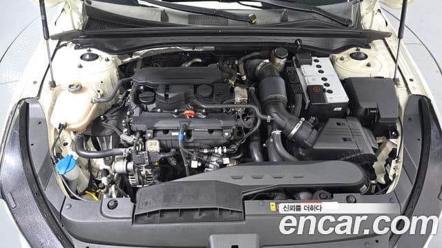 Kia K5 2020 — ფოტო 6/20
