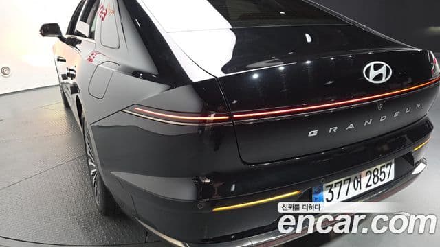 Hyundai Grandeur Hybrid 2024 — Şəkil 8/35