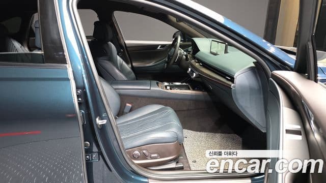 Genesis G80 2022 — Photo 9/20