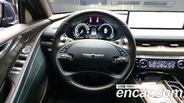 Genesis G80 2022 — Photo 16/20