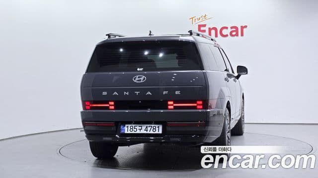 Hyundai Santa Fe 2025 — Фото 4/20