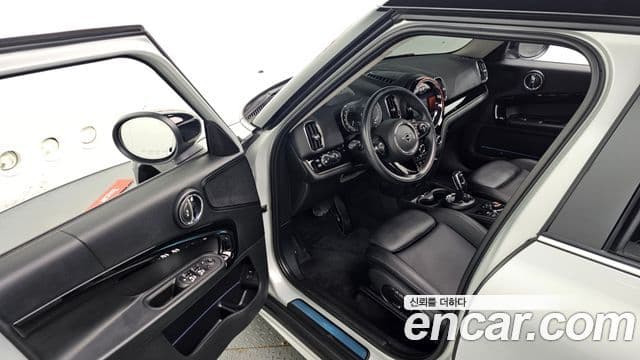 Mini Cooper Countryman 2021 — ფოტო 10/20