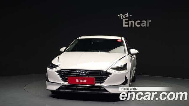 Hyundai Sonata 2019 — Фото 3/20