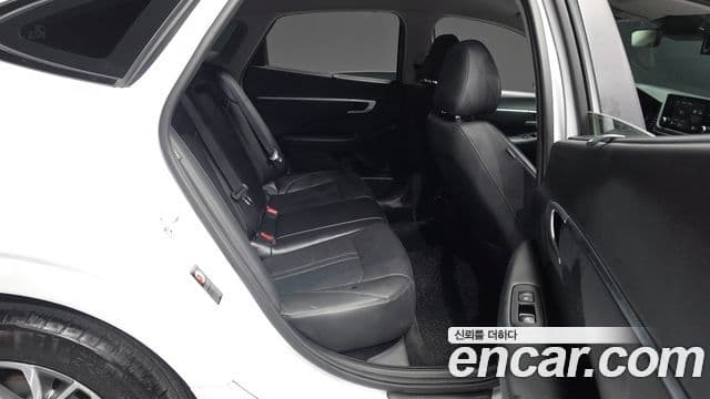 Hyundai Sonata 2019 — Фото 12/20