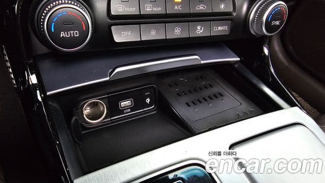 Kia Stinger 2022 — Şəkil 14/20