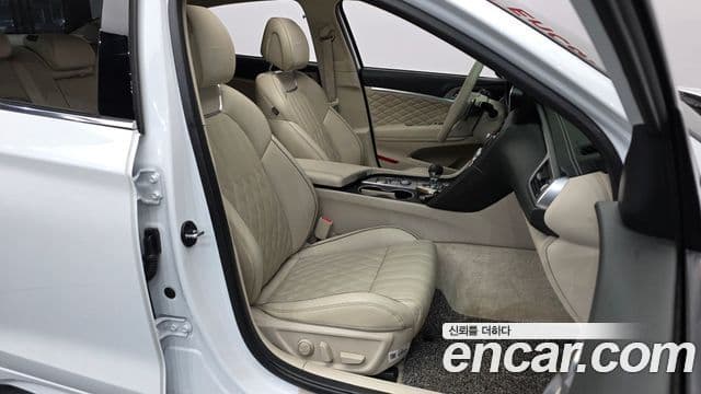 Genesis G70 2022 — ფოტო 11/20