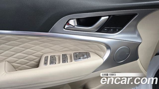 Genesis G70 2022 — ფოტო 20/20