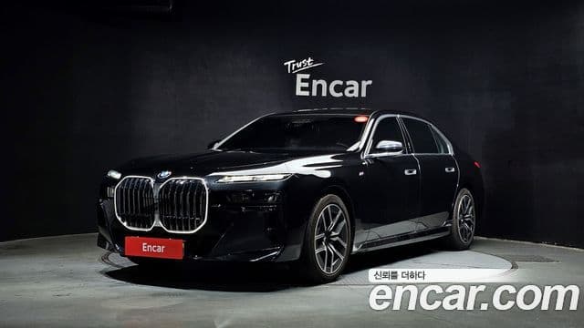 BMW 7 Series 2025 — ფოტო 1/20
