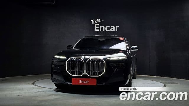 BMW 7 Series 2025 — ფოტო 3/20