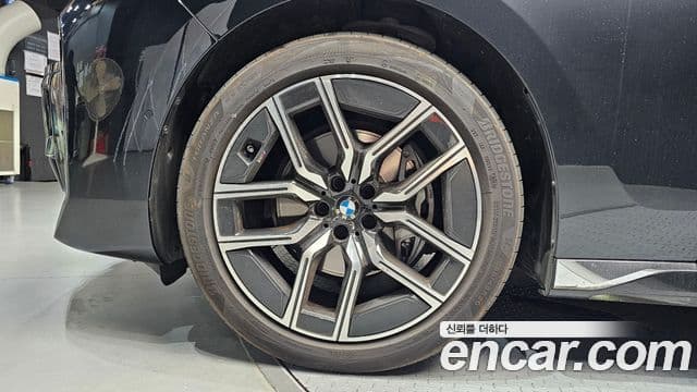 BMW 7 Series 2025 — ფოტო 5/20