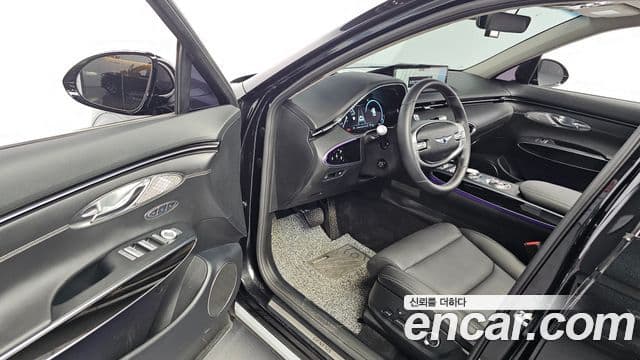 Genesis GV70 2023 — ფოტო 11/20
