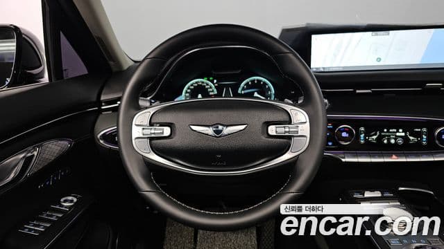 Genesis GV70 2023 — ფოტო 12/20